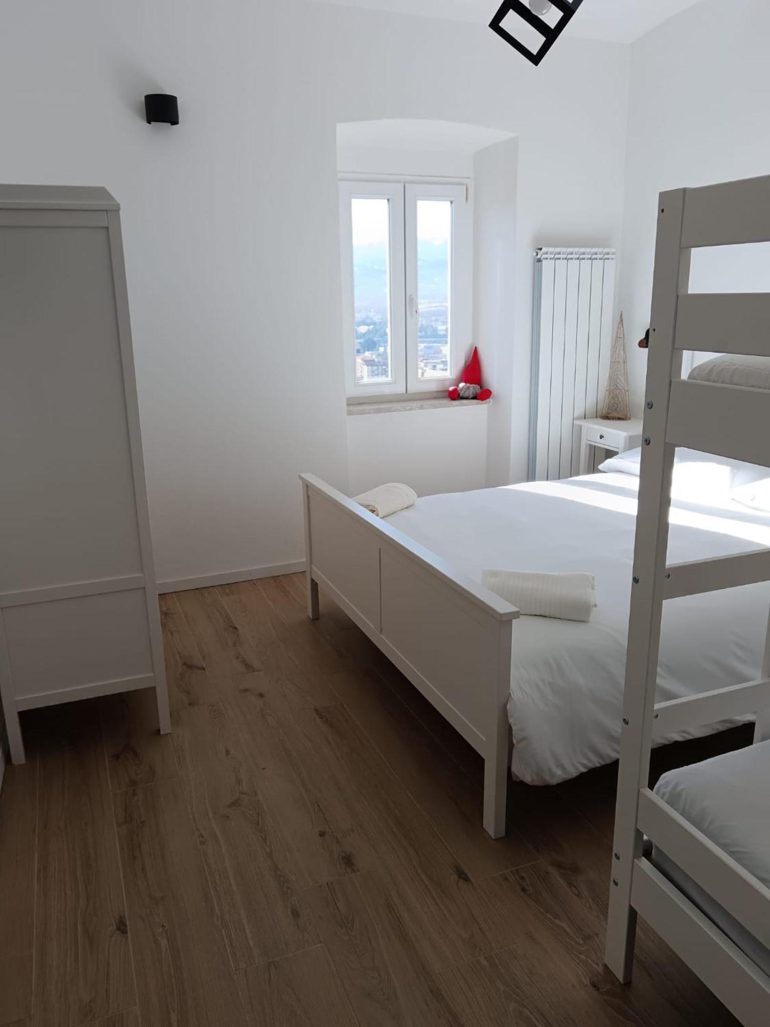Appartamento Al Civico 21 Castel Di Sangro Esterno foto